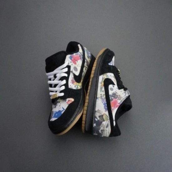 Nike SB Dunk Low Supreme Rammellzee