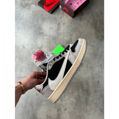 Nike Travis Scott x Air Jordan 1 Low Grey