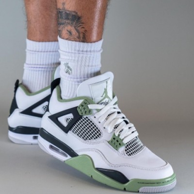 Nike Air Jordan 4 Retro Seafoam