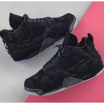 Nike Air Jordan 4 Retro Kaws Black