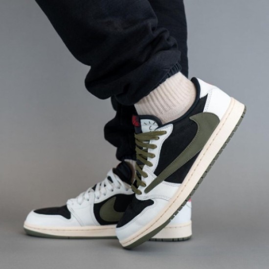 Nike Travis Scott x Air Jordan 1 Low Olive