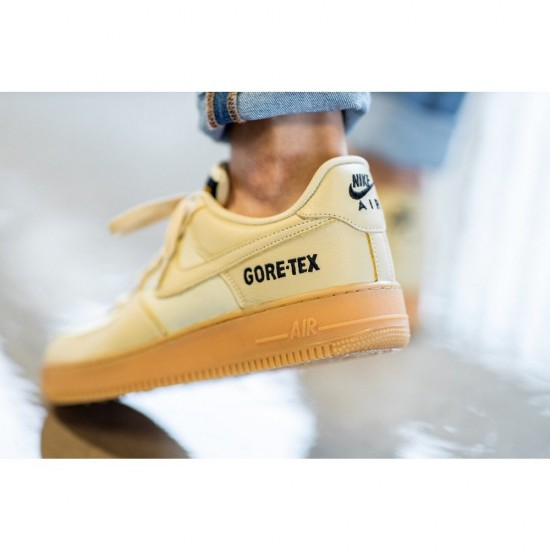 Nike Air Force 1 Low Gore-Tex Team Gold Khaki