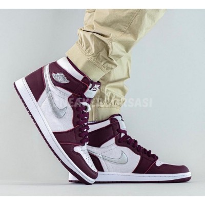 Nike Air Jordan 1 Retro High OG Bordeaux