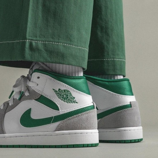 Nike Air Jordan 1 Mid SE⁣ Grey Pine Green