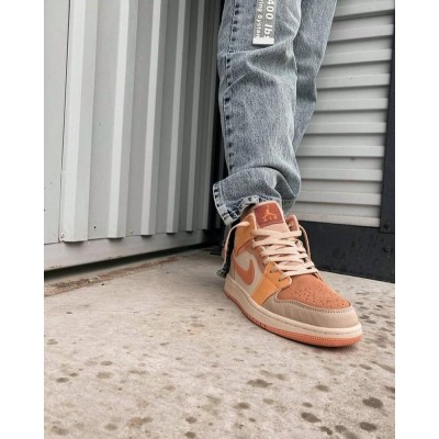 Nike Air Jordan 1 Mid Apricot Orange