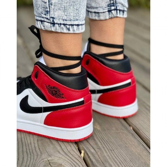 Nike Air Jordan 1 Retro High OG “Black Toe”