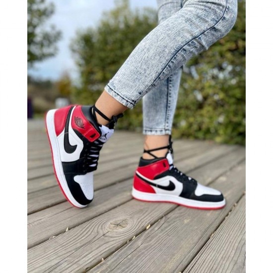 Nike Air Jordan 1 Retro High OG “Black Toe”