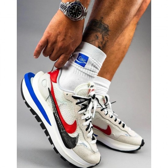 Nike VaporWaffle Sacai “Sail”