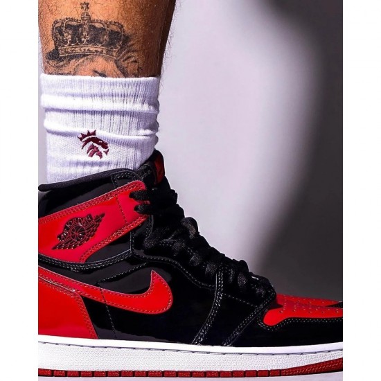 Nike Air Jordan 1 Retro High OG Patent Bred