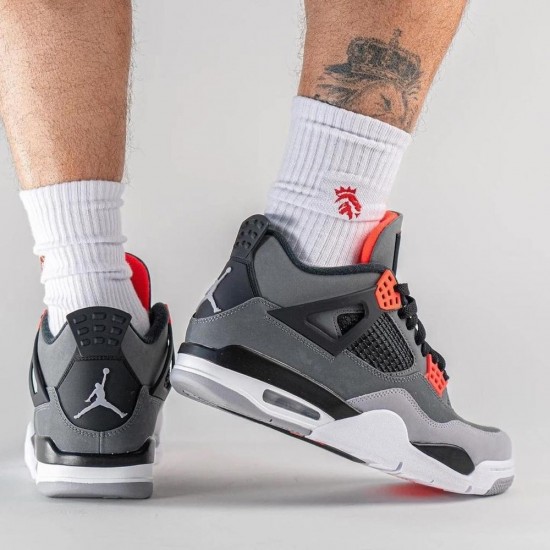 Nike Air Jordan 4 Retro Infrared