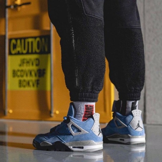 Nike Air Jordan 4 Retro University Blue