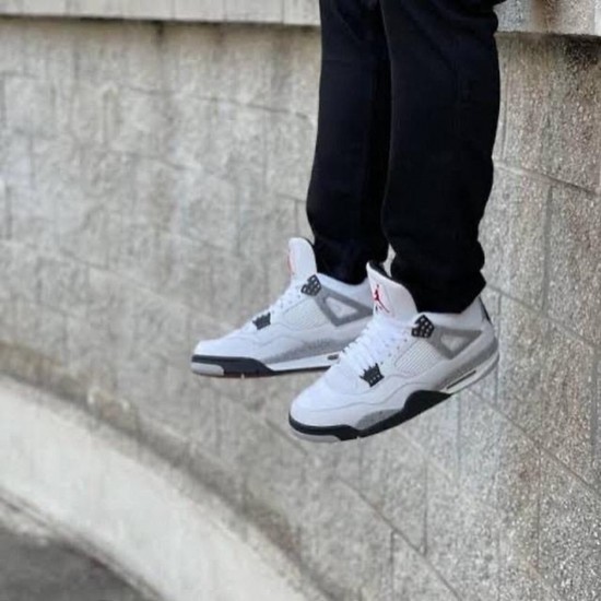 Nike Air Jordan 4 Retro 'White Cement Grey'