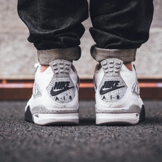 Nike Air Jordan 4 Retro 'White Cement Grey'