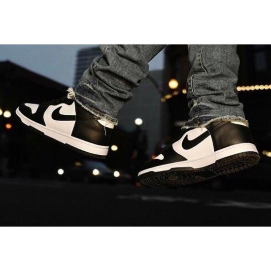 Nike Dunk High Panda