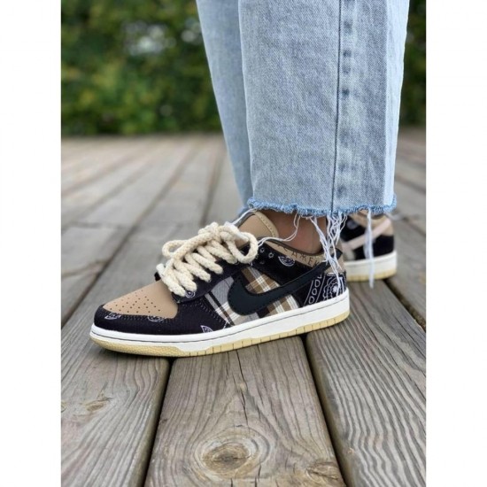 Nike SB Dunk Low Travis Scott