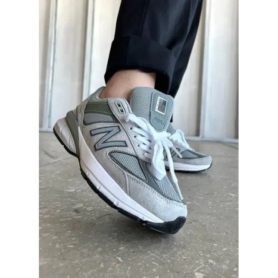 New Balance 990 V5 Grey