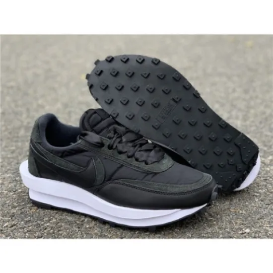 Nike Sacai x LD Waffle Black Nylon Nike Sacai x LD Waffle Black Nylon