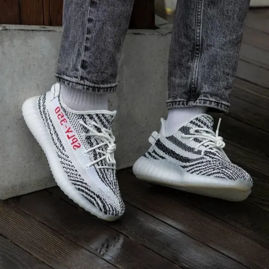 Adidas Yeezy 350 V2 Zebra Adidas Yeezy 350 V2 Zebra