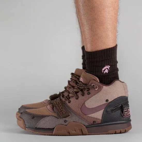 Nike Air Trainer 1 SP x Travis Scott Wheat Nike Air Trainer 1 SP x Travis Scott Wheat
