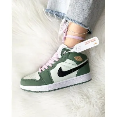 Nike Air Jordan 1 Mid Dutch Green